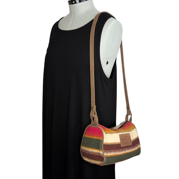 Pendleton Striped Wool Pouch/Travel Kit/Shoulder Bag with removable strap - Picture 1 of 16